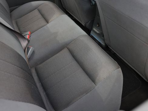 Used 2004 Nissan Frontier XE w/ (PWR) Pwr Pkg image 12