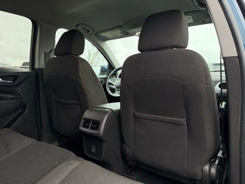 Used 2021 Chevrolet Equinox LT image 19