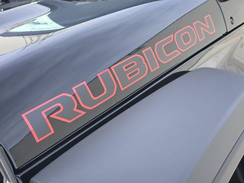 New 2026 Jeep Wrangler Unlimited Rubicon AWD/4WD image 8