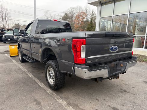 Used 2018 Ford F250 XL w/ Power Equipment Group image 10