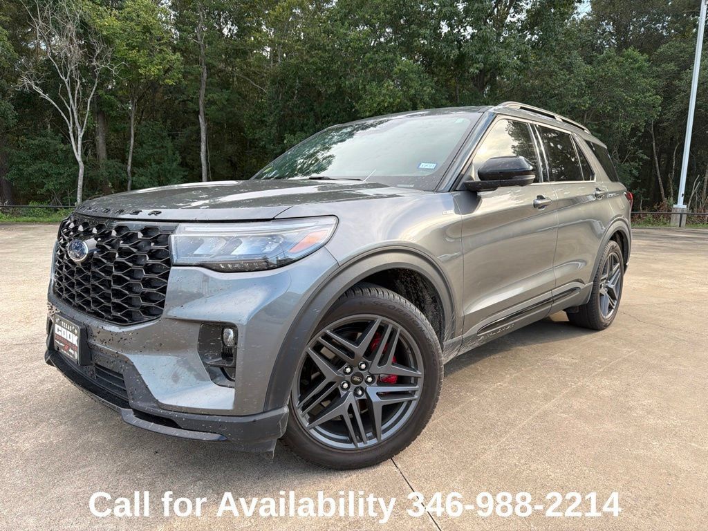 Used 2026 Ford Explorer ST-Line w/ ST-Line Street Pack RWD image 1