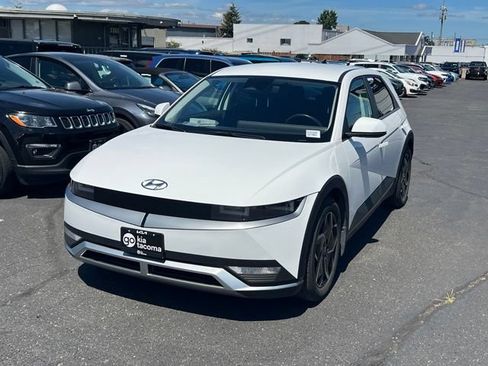 Used 2023 Hyundai Ioniq 5 SE RWD image 3
