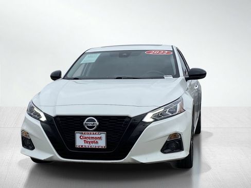 Used 2022 Nissan Altima 2.5 SR w/ Midnight Edition Package AWD/4WD image 13