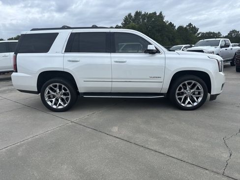 Used 2018 GMC Yukon SLT w/ Open Road Package image 4