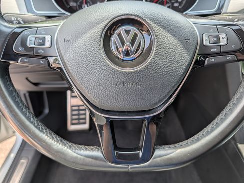 Used 2019 Volkswagen Arteon SE AWD/4WD image 25