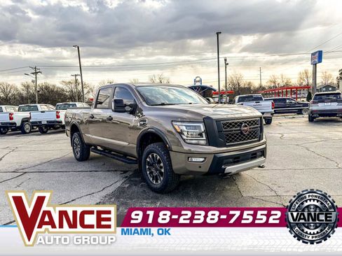 Used 2024 Nissan Titan PRO-4X image 1