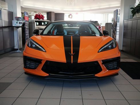 Used 2023 Chevrolet Corvette Stingray Premium Conv w/ 3LT image 2