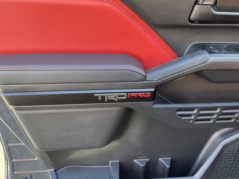 Certified 2025 Toyota Tacoma TRD Pro AWD/4WD image 17