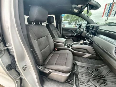 Used 2023 Chevrolet Colorado LT w/ LT Convenience Package II AWD/4WD image 27