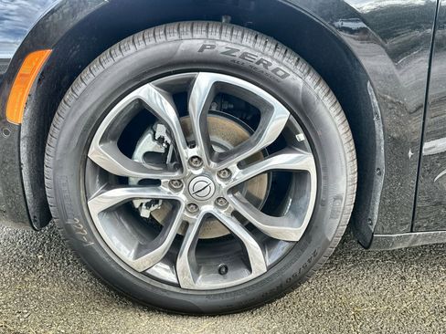 New 2026 Chrysler Pacifica Pinnacle w/ Trailer Tow Group image 12