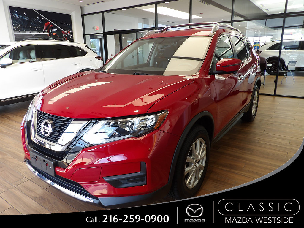 Used 2017 Nissan Rogue SV w/ SV Premium Package AWD/4WD image 1