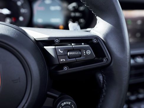 Used 2024 Porsche 911 Carrera 4S image 46