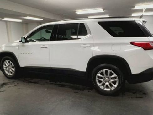 Used 2019 Chevrolet Traverse LT FWD image 6