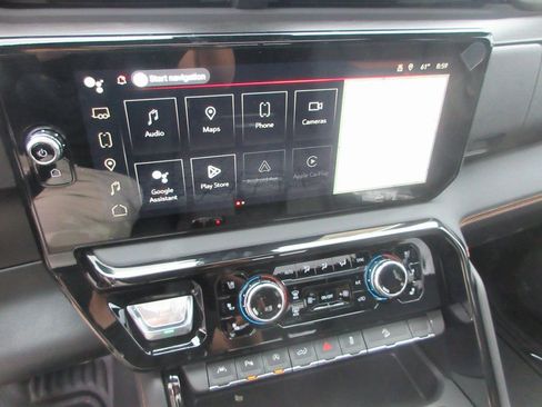 New 2026 GMC Sierra 1500 AT4 w/ AT4 Premium Package image 18