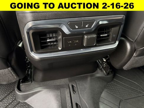 Used 2021 Chevrolet Silverado 1500 High Country w/ Technology Package image 22
