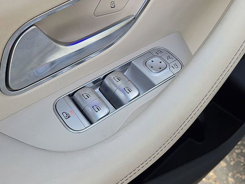 Used 2022 Mercedes-Benz GLE 53 AMG 4MATIC image 23