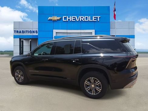 Certified 2026 Chevrolet Traverse LT FWD image 7