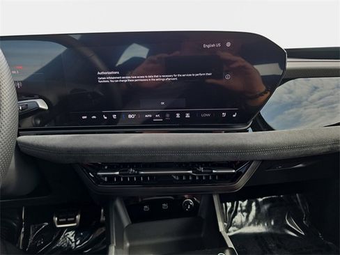 Certified 2025 Audi S6 e-tron Premium Plus w/ Premium Plus image 23