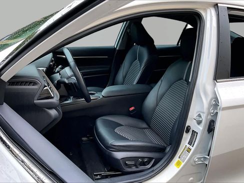 Certified 2024 Toyota Camry SE FWD image 8