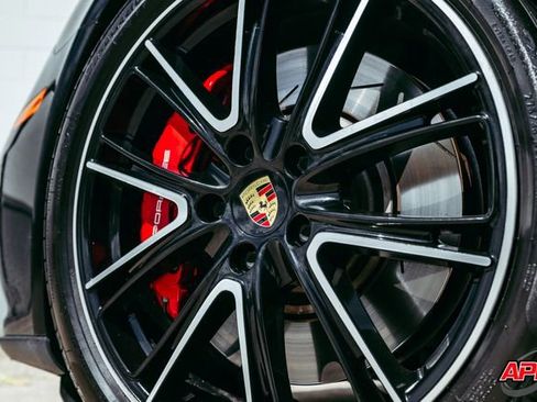 Used 2018 Porsche Panamera Turbo Sport Turismo image 4