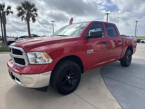 Certified 2022 RAM 1500 Classic SLT AWD/4WD image 3