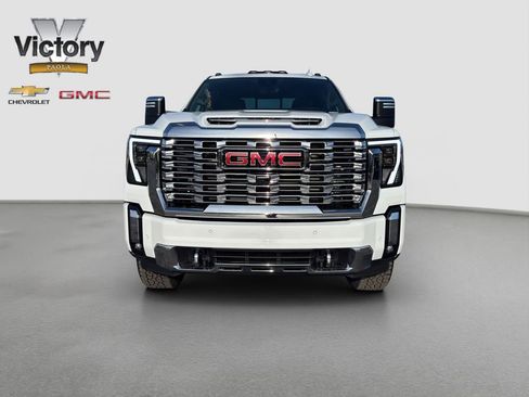 New 2026 GMC Sierra 2500 Denali w/ Denali Reserve Package AWD/4WD image 2