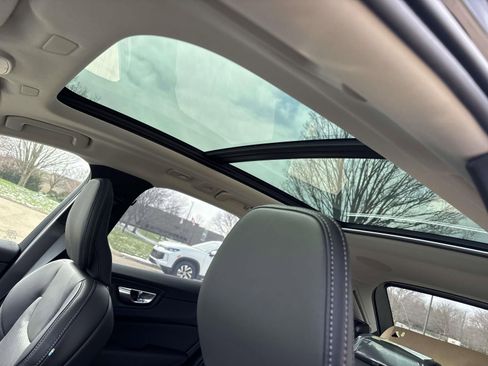 New 2026 Volvo XC60 T8 Ultra w/ Protection Package Premier image 24