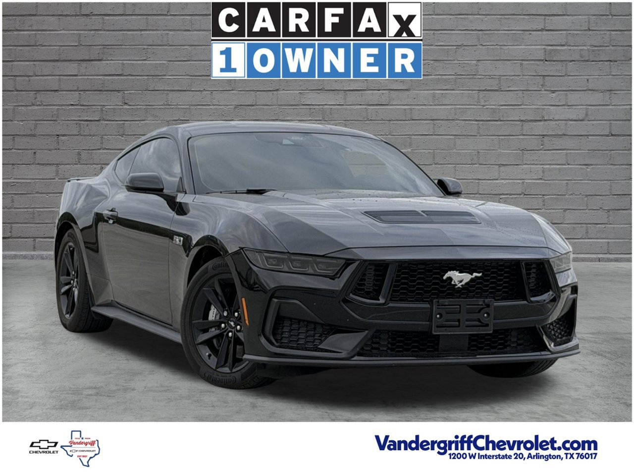 Used 2025 Ford Mustang GT RWD image 1