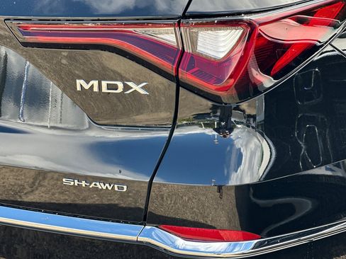 New 2026 Acura MDX SH-AWD image 33