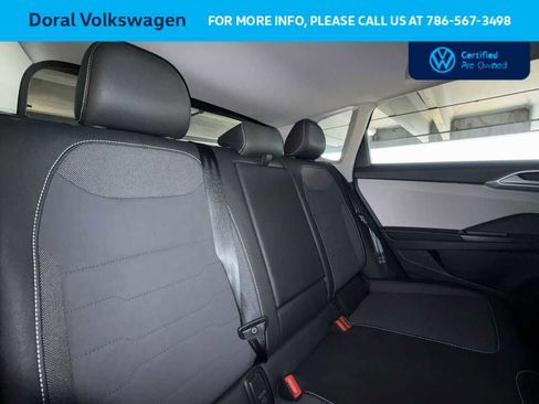 Used 2025 Volkswagen Taos SE FWD image 26