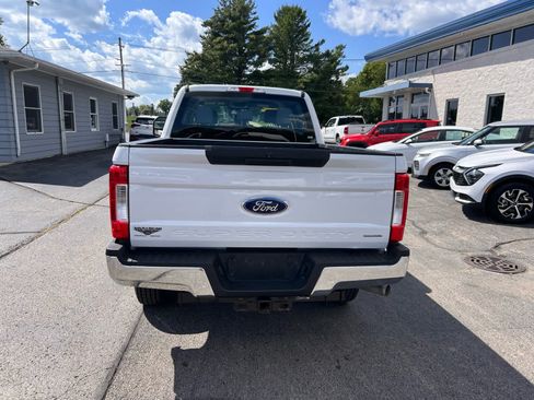 Used 2019 Ford F250 XL w/ Power Equipment Group AWD/4WD image 3