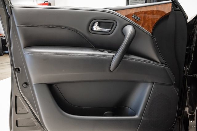 Used 2018 INFINITI QX80 4WD w/ Driver Assistance Package image 7