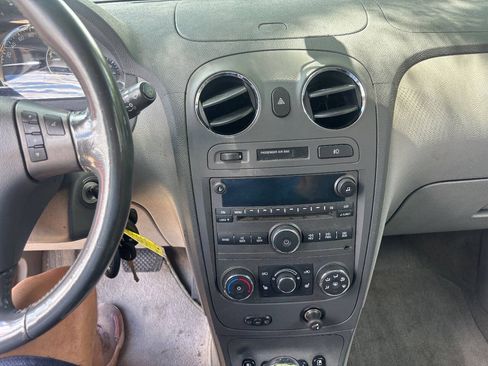 Used 2006 Chevrolet HHR LT w/ Preferred Equipment Group FWD image 12