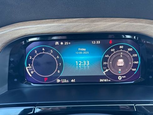 Certified 2025 Volkswagen Atlas SE image 22