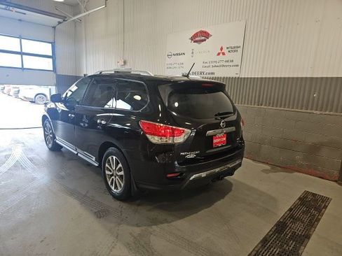 Used 2013 Nissan Pathfinder SL w/ SL Premium Pkg AWD/4WD image 5