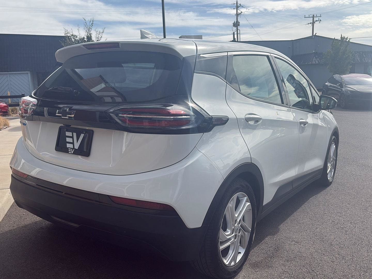 Used 2023 Chevrolet Bolt LT FWD image 8