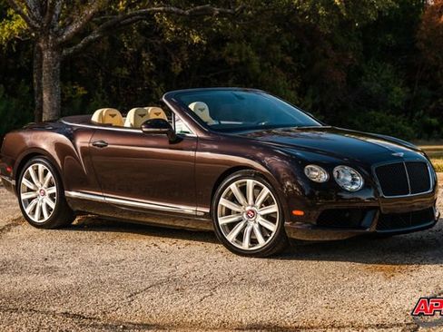 Used 2015 Bentley Continental GT image 33
