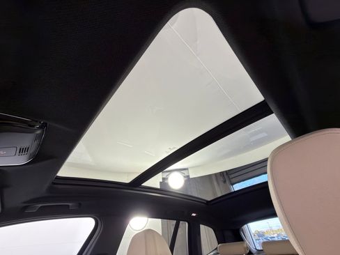 Used 2018 BMW X3 xDrive30i image 12