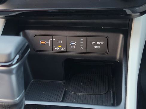 Used 2025 Hyundai Tucson SEL FWD image 36