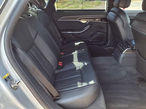 Used 2022 Audi A8 L 3.0T w/ Executive Package image 15