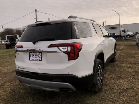 Used 2023 GMC Acadia SLE w/ Driver Convenience Package image 5