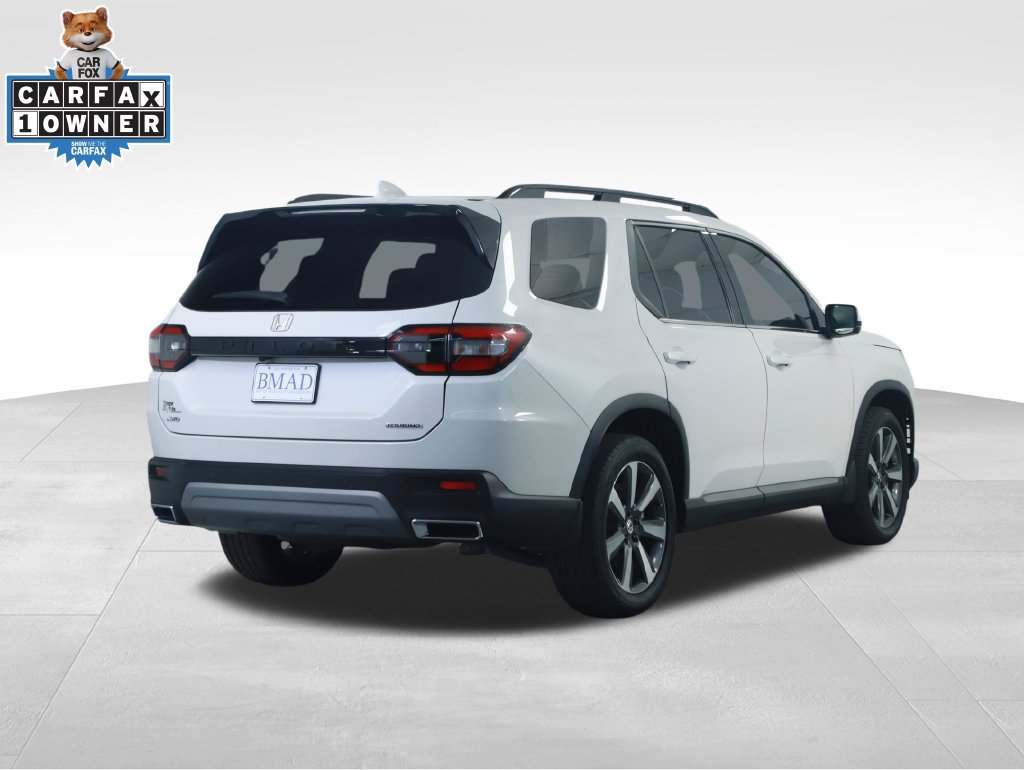 Used 2025 Honda Pilot Touring image 12