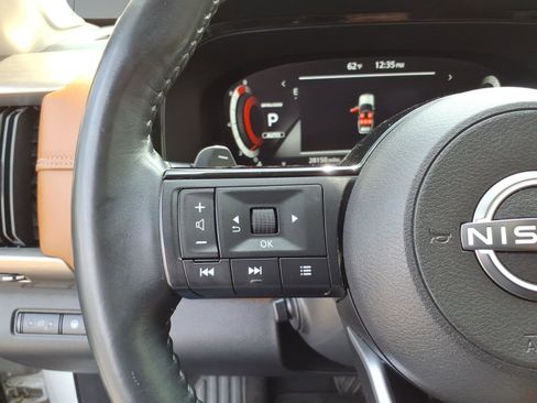 Used 2022 Nissan Pathfinder Platinum w/ Cargo Package image 14