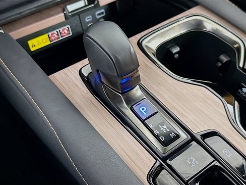 Certified 2025 Lexus RX 350 Premium w/ Convenience Package FWD image 17