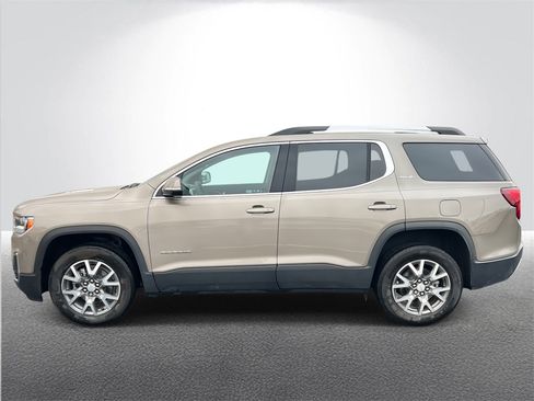 Certified 2023 GMC Acadia SLE w/ Driver Convenience Package image 3