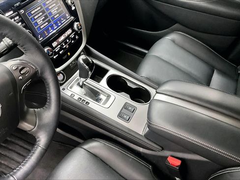 Used 2022 Nissan Murano SL FWD image 16