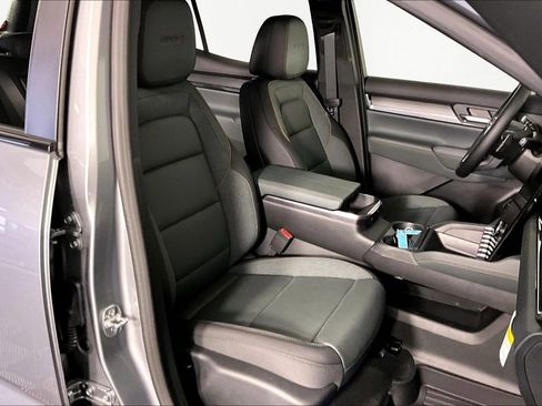 New 2026 GMC Terrain AT4 w/ Technology Package II AWD/4WD image 11