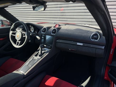 Certified 2025 Porsche 718 Boxster Spyder RS image 27