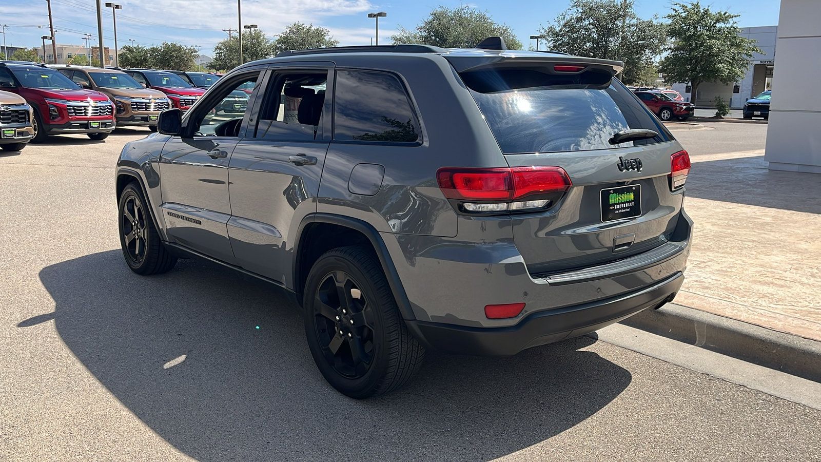 Used 2021 Jeep Grand Cherokee Freedom Edition RWD image 6