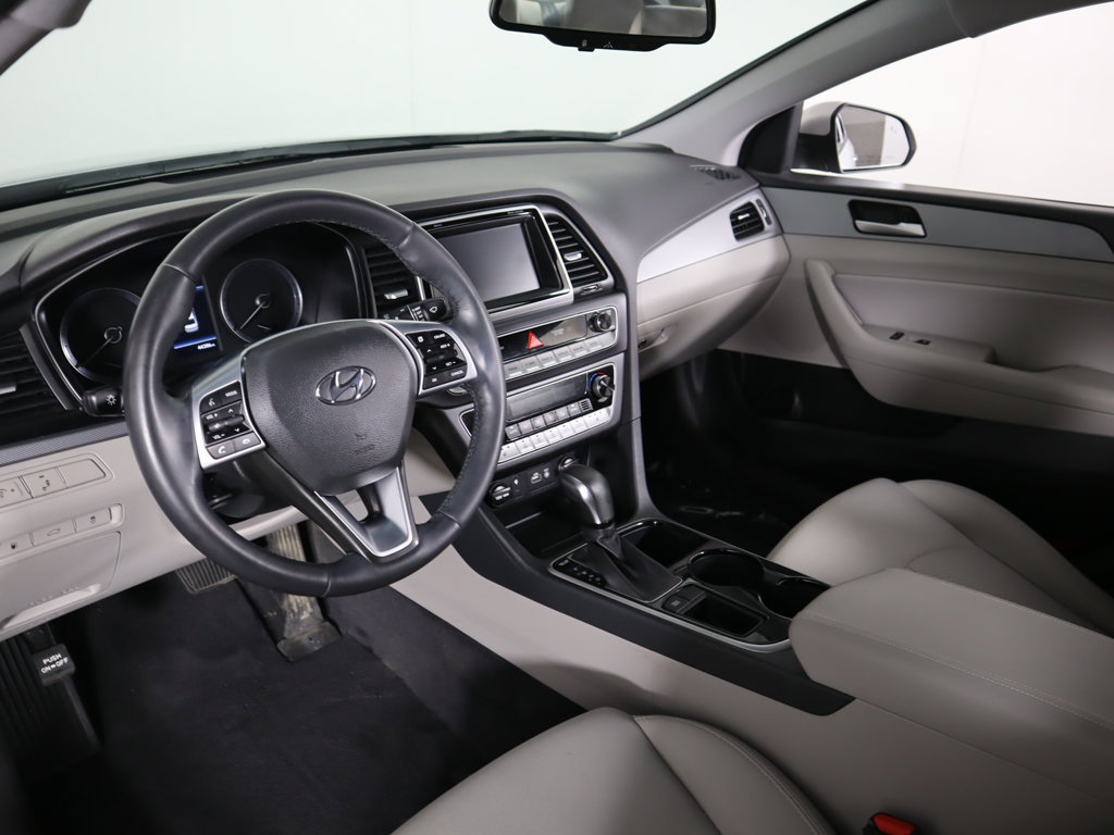 Used 2019 Hyundai Sonata SEL w/ Winter Weather Package FWD image 24